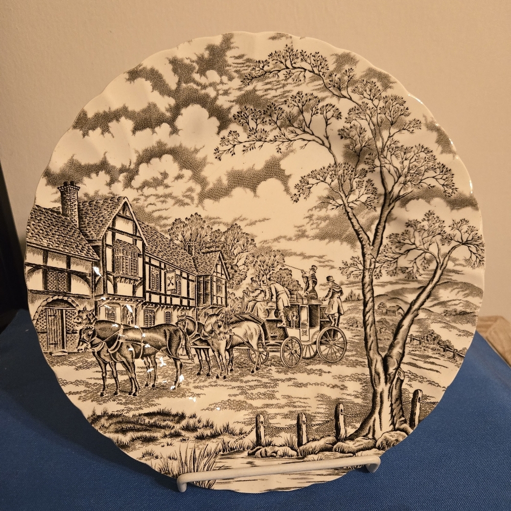 Royal Mail Fine Staffordshire iironstone plate